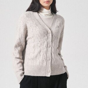 8seconds Cable Knit Greige Oatmeal Vneck Cardigan Sweater M Neutral Preppy
